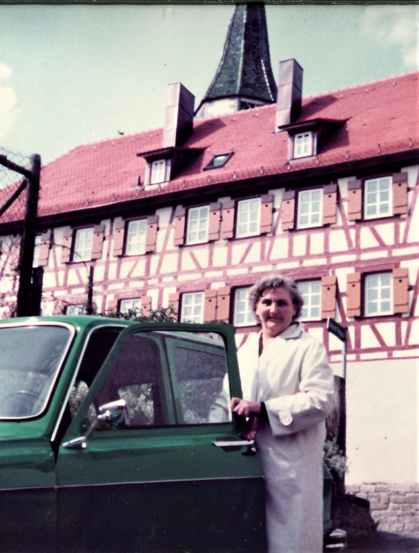 Klara Asfalg, geb. Krauss 1983, seit 40 Jahren im Rathaus